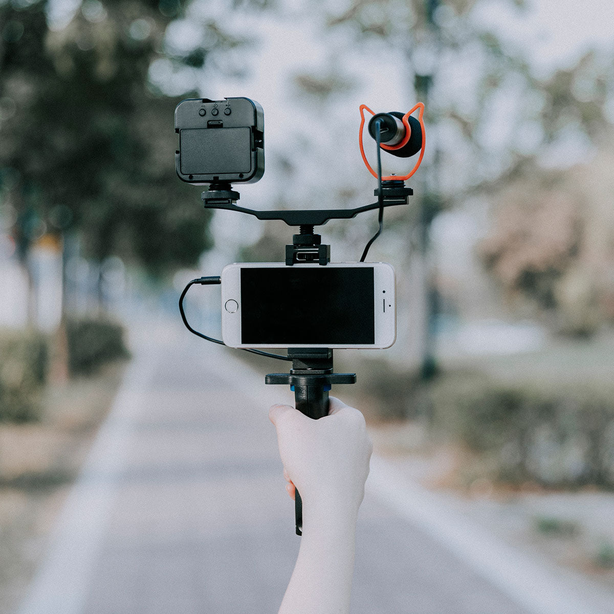 Yelangu PC03 Phone Mount Holder Head Standard Screw Adapter Bracket Selfie for Cell Phone iPhone